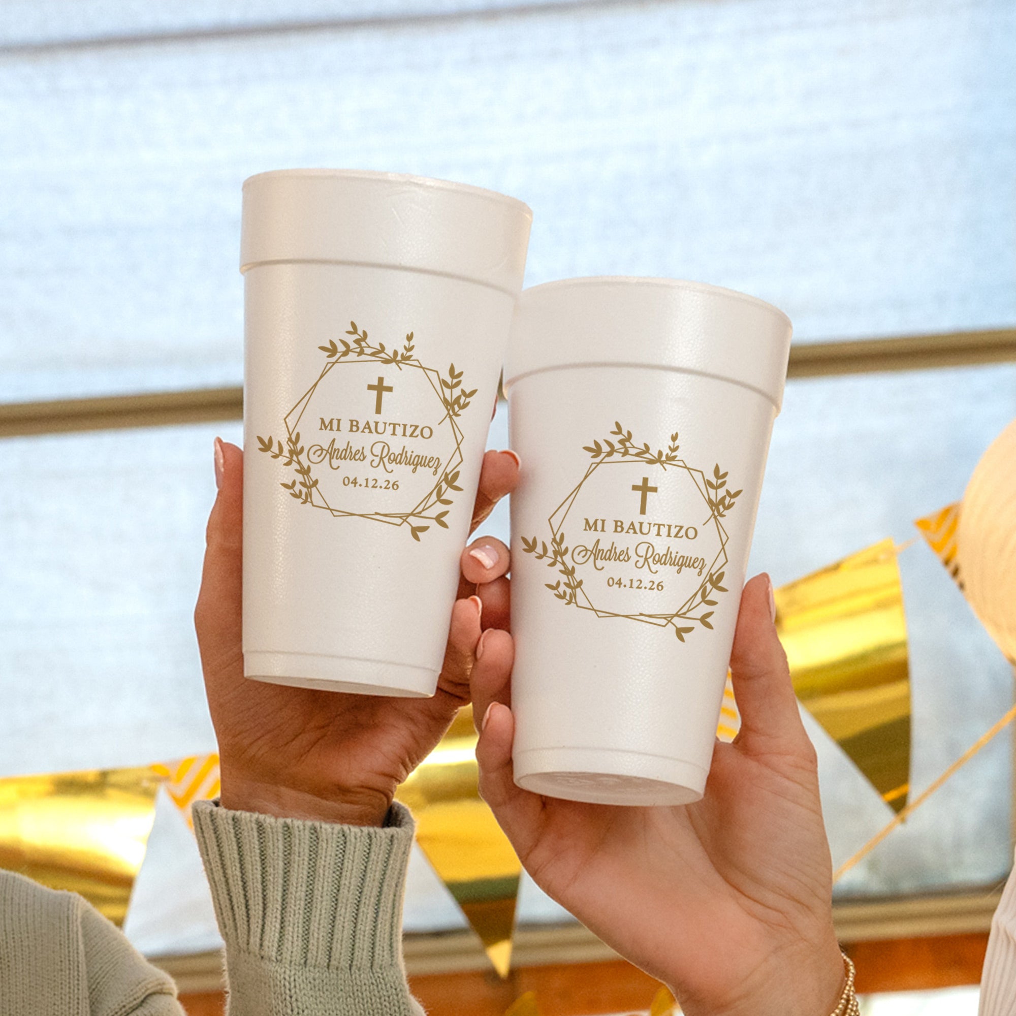 Bautizo Wreath - Foam Cups