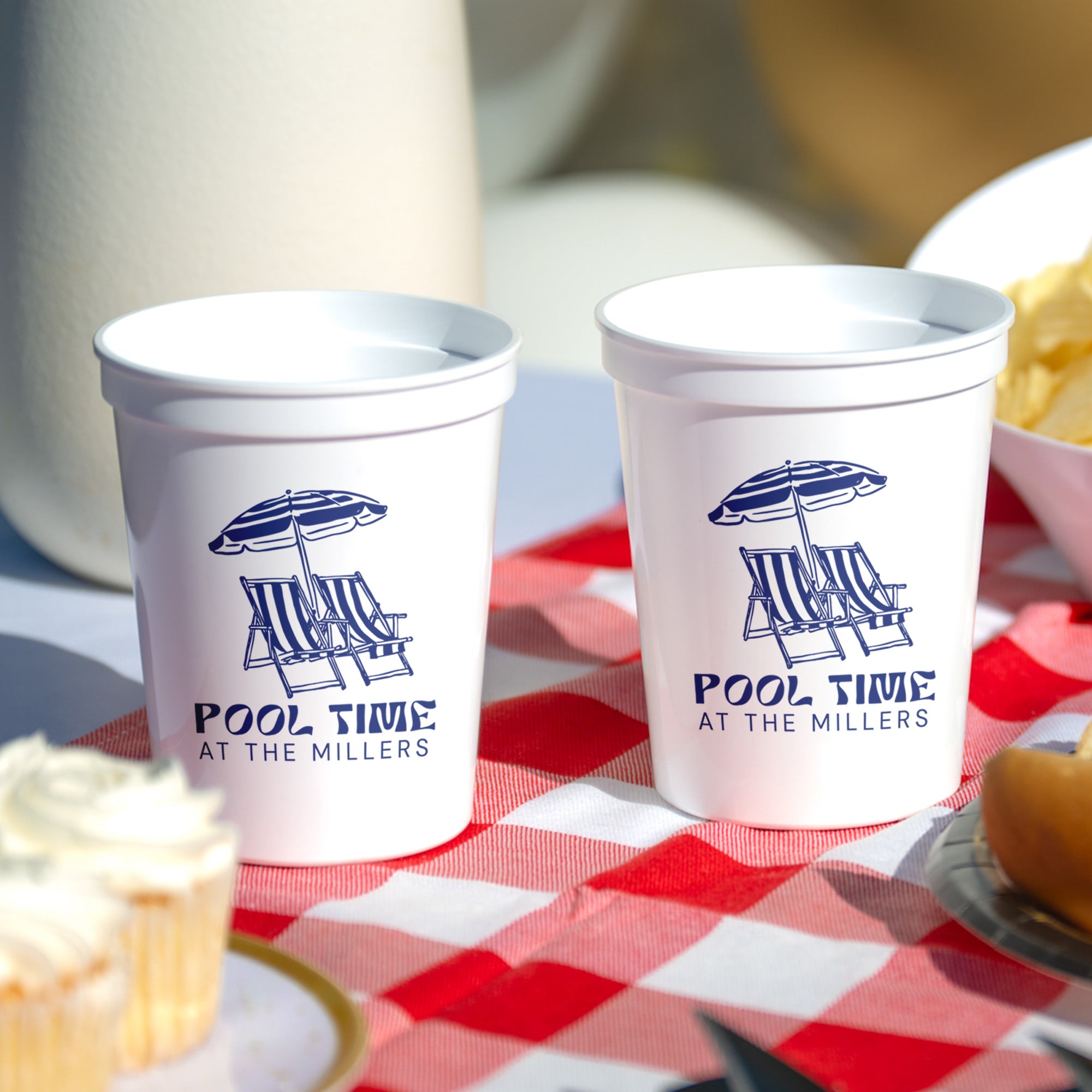 Family Pool - Stadium Cups